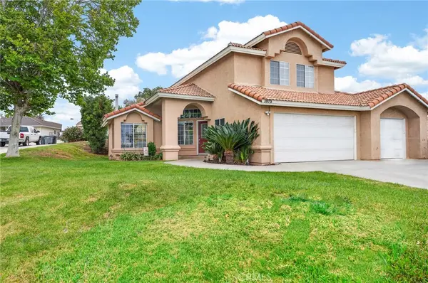 1075 Hillcrest Court, Calimesa, CA 92320