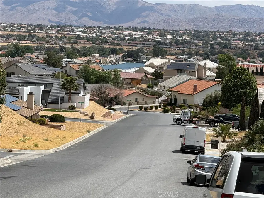 17735 Vista Point, Victorville, CA 92395 - #2