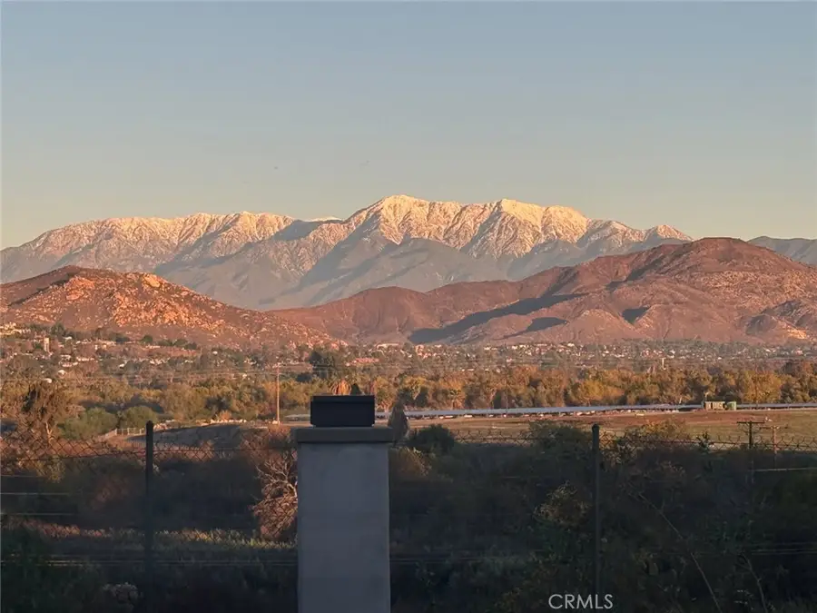 5813 Old Ranch, Riverside, CA 92504 - #3