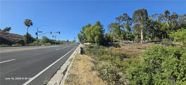 17401 La Sierra, Riverside, CA 92503