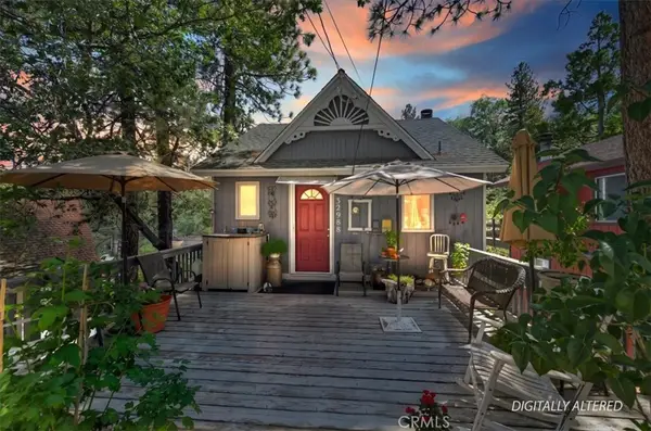 32988 Arrowbear Dr, Arrowbear, CA 92382