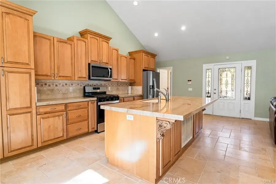 301 S Shakespeare Ln, Big Bear City, CA 92314 - #3