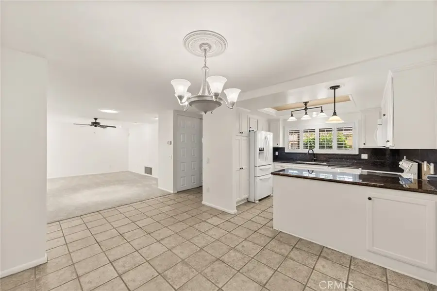 607 E Palm Avenue, Redlands, CA 92374 - #3