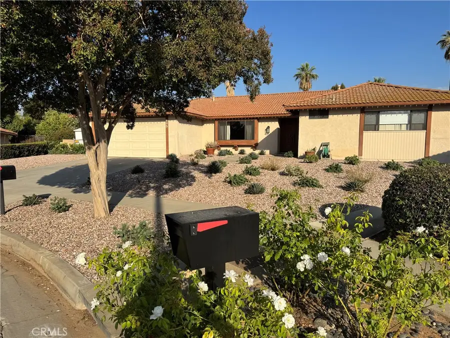 235 Pinewood Court, Redlands, CA 92374 - #2