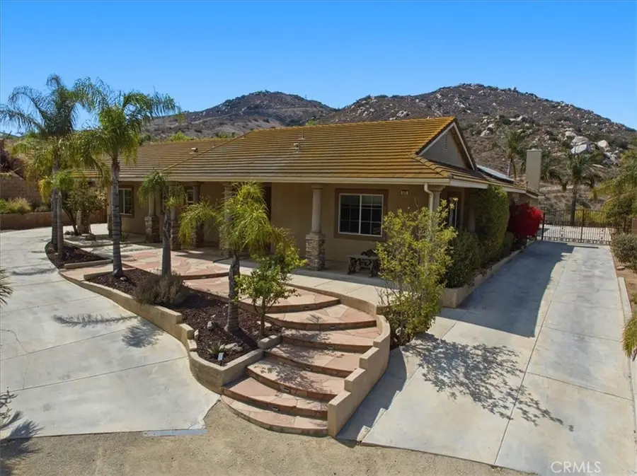 512 Draft Horse Place, Norco, CA 92860 - #2