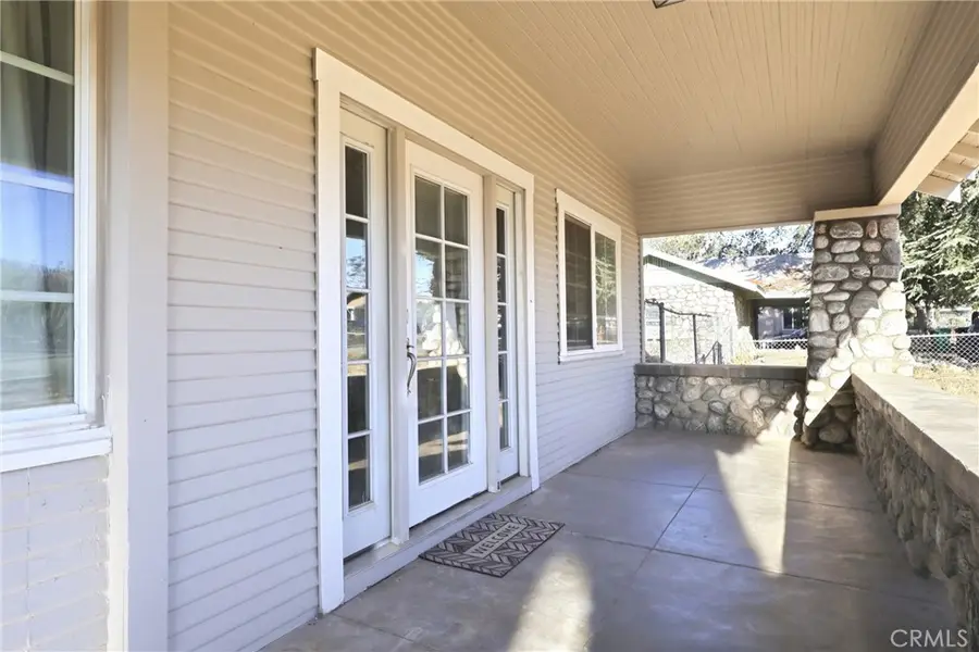 292 E George Street, Banning, CA 92220 - #2