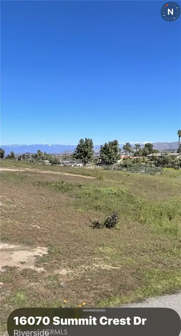 16070 Summit Crest Drive, Riverside, CA 92506