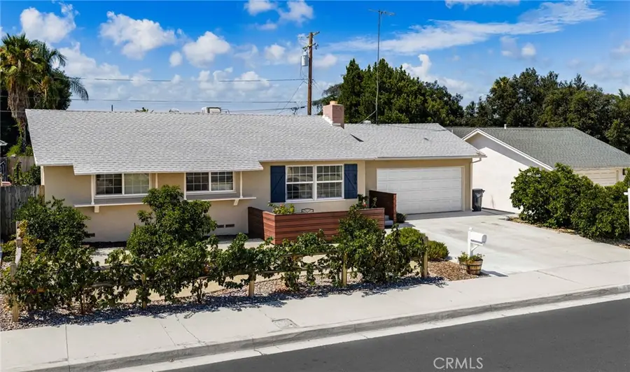 906 Thomas Avenue, Redlands, CA 92374 - #3