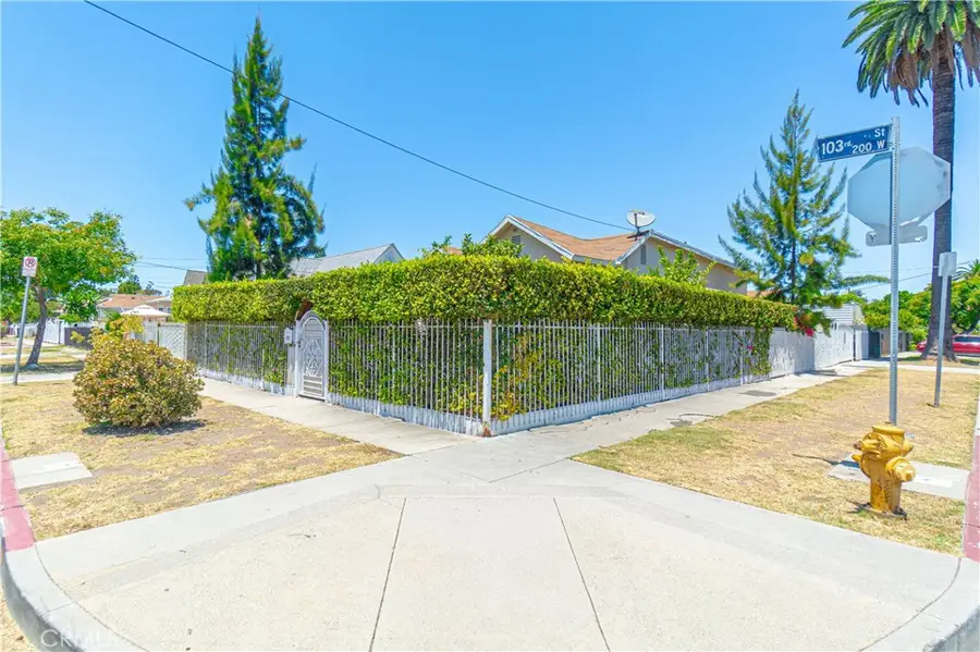 201 W 103rd, Los Angeles, CA 90003 - #3