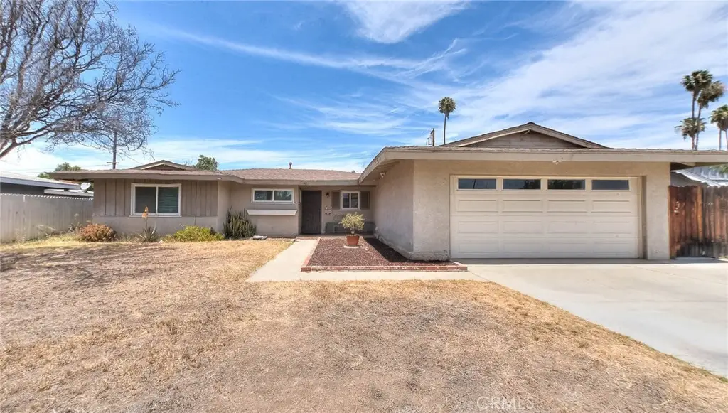11229 Town Country S, Riverside, CA 92505 - #1