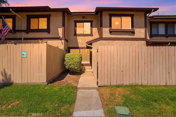 8601 Sunland #5, Sun Valley, CA 91352