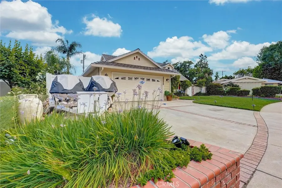16926 Flanders, Granada Hills, CA 91344 - #3