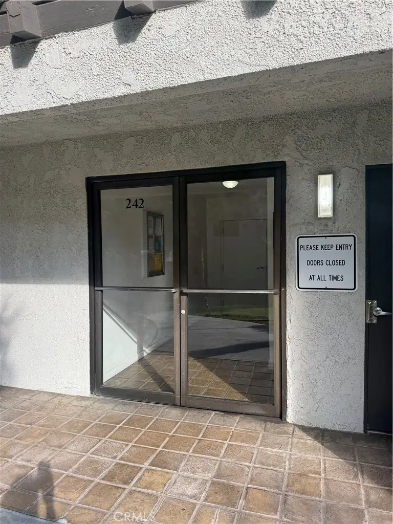 242 E Fern, Redlands, CA 92373 - #3