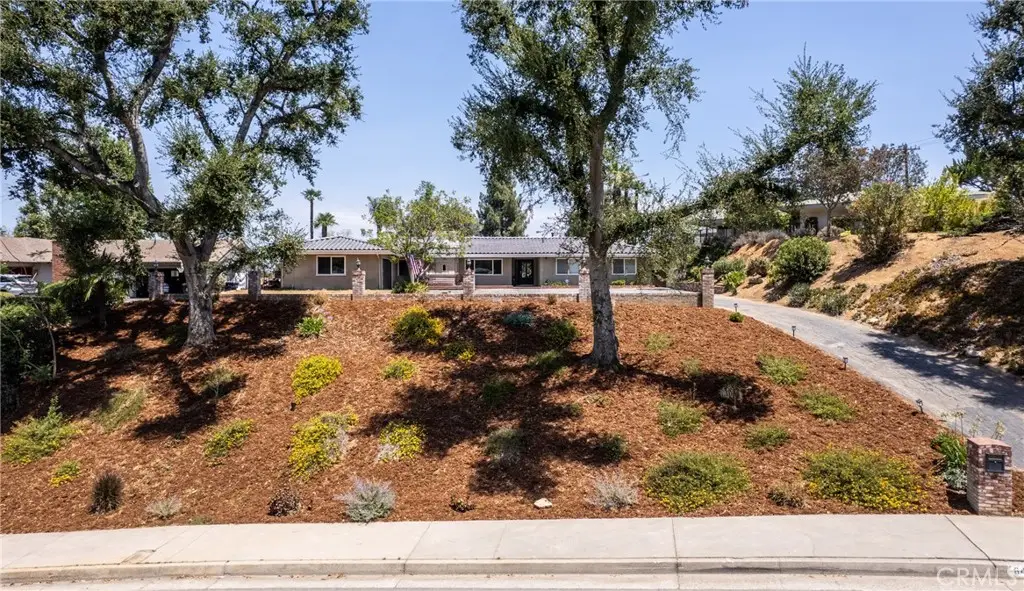 645 Los Altos, Redlands, CA 92373 - #1