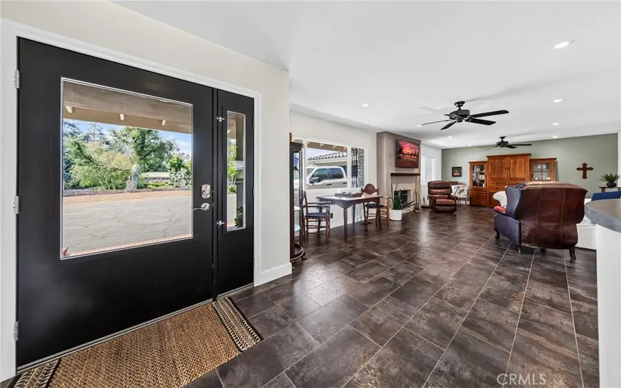 645 Los Altos, Redlands, CA 92373 - #3