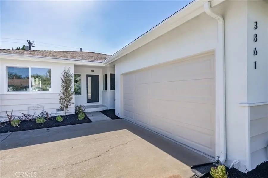 3861 S Norton Avenue, Los Angeles, CA 90008 - #3
