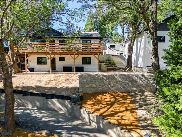 374 Dunant, Crestline, CA 92325