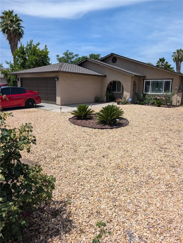 925 S San Jacinto, Hemet, CA 92543 - #2