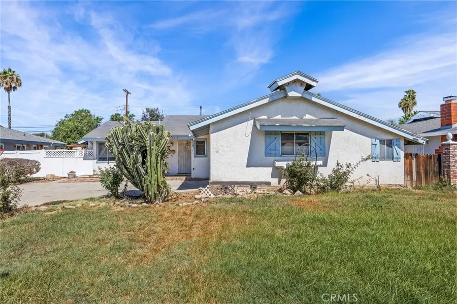 8811 California, Riverside, CA 92503 - #3