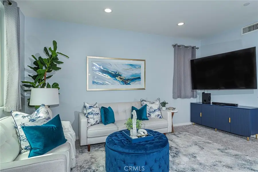 10251 Angel, Pacoima, CA 91331 - #2