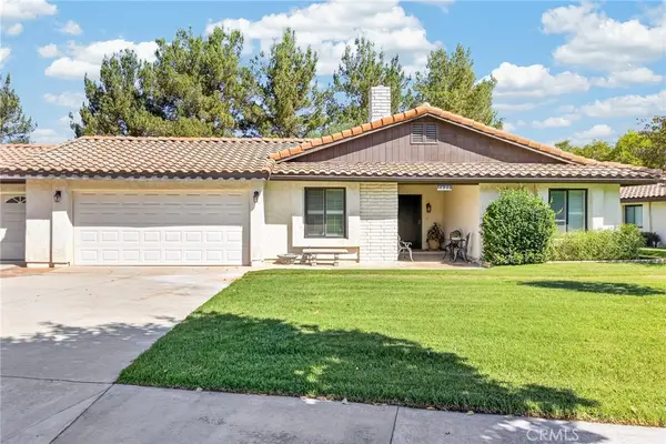 1422 Bella Vista, Redlands, CA 92373