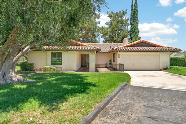 1410 Bella Vista, Redlands, CA 92373