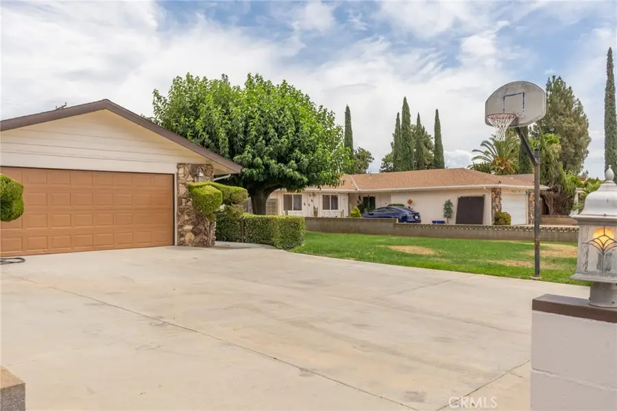1232 Chestnut Avenue, Beaumont, CA 92223 - #2