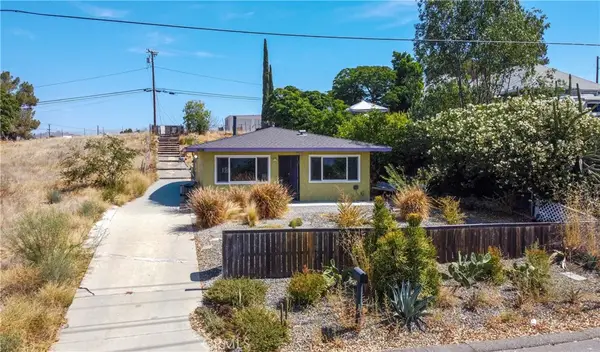 1005 W Sumner, Lake Elsinore, CA 92530