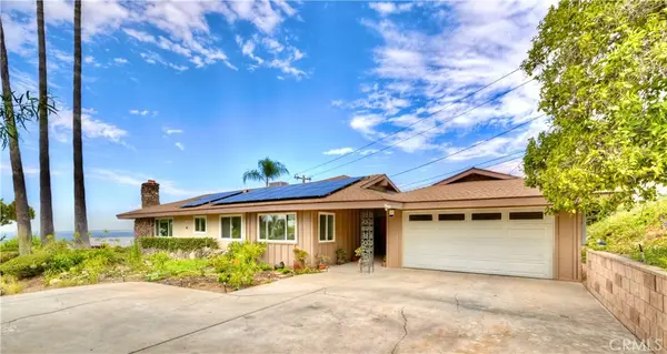 28764 Live Oak Road, Highland, CA 92346
