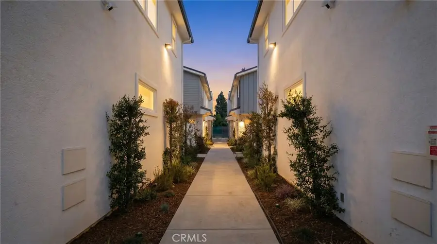 15540 Colorado, Paramount, CA 90723 - #3