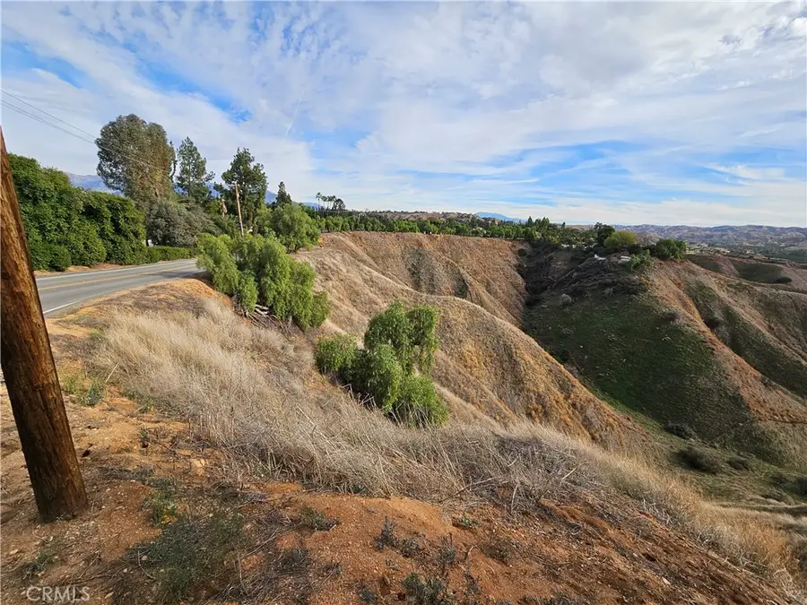 1 Sunset Drive, Redlands, CA 92373 - #3