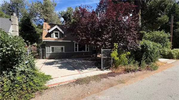23808 Pioneer Camp, Crestline, CA 92325
