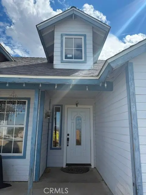 279 Juniper Rd., Pinon Hills, CA 92372 - #2