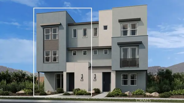 1072 E Overlook Drive, Orange, CA 92867