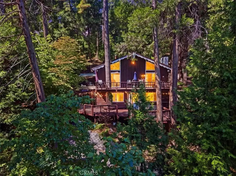 1044 Lausanne, Crestline, CA 92325 - #3
