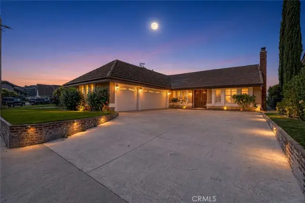551 S Paseo Lucero, Anaheim, CA 92807