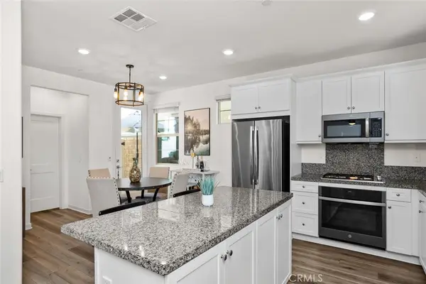 817 Cranberry Way, Upland, CA 91786