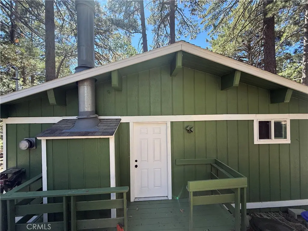 32375 Scandia Dr, Running Springs, CA 92382 - #1