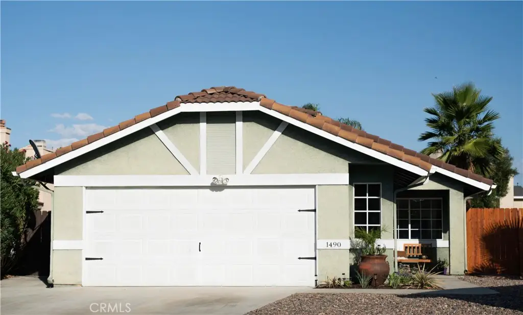 1490 Fallbrook Avenue, Hemet, CA 92545 - #1
