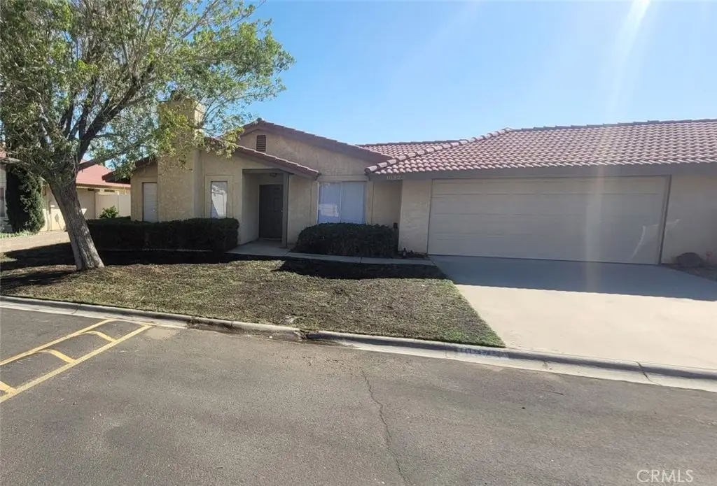 10323 Shahaptain, Hesperia, CA 92345 - #1