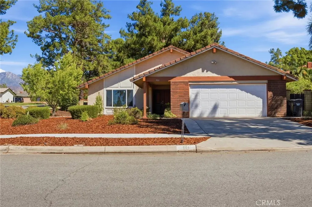 901 Lytle, Redlands, CA 92374 - #1