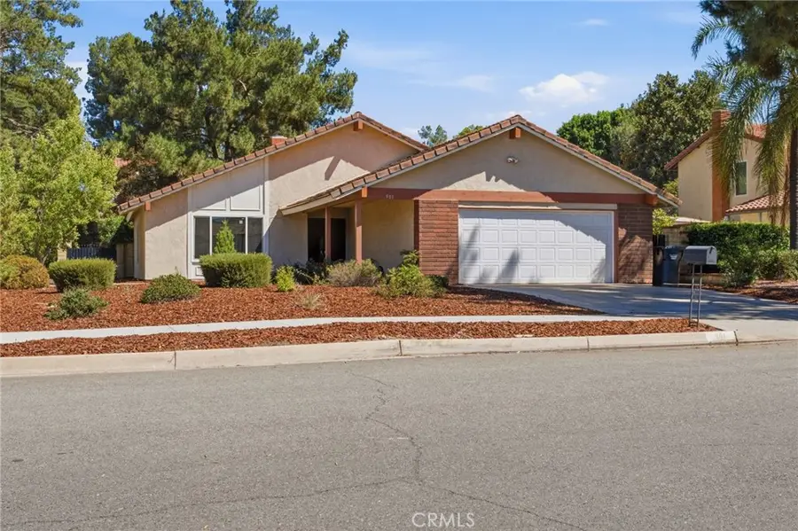 901 Lytle, Redlands, CA 92374 - #2
