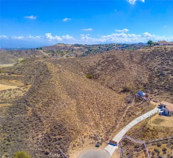 20879 Lockford Court, Lake Mathews, CA 92570