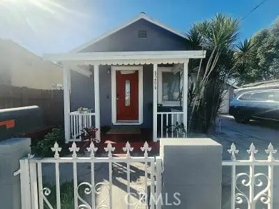8206 Olanda, Paramount, CA 90723 - #1
