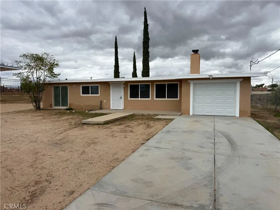 10832 Hesperia, Hesperia, CA 92345 - #2