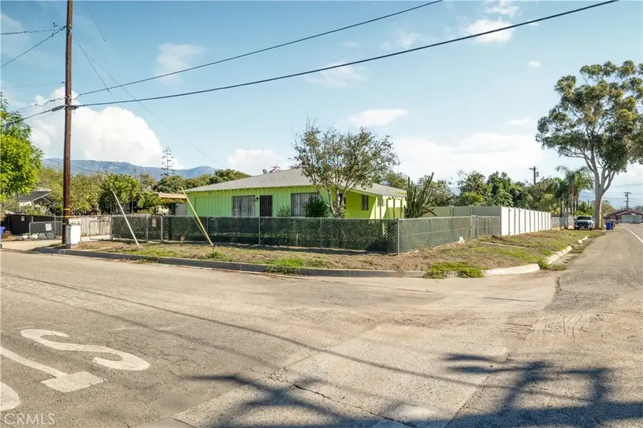 3005 Arizona, San Bernardino, CA 92407 - #3