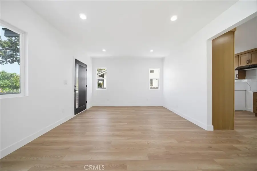 1106 W 74th Street, Los Angeles, CA 90044 - Image #3