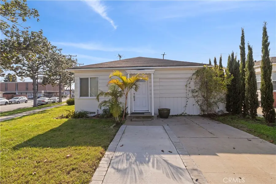 300. W Hillsdale, Inglewood, CA 90302 - #3