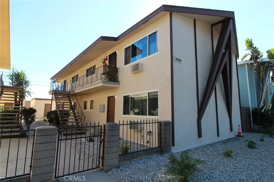 1010 E 32nd, Signal Hill, CA 90755 - #2