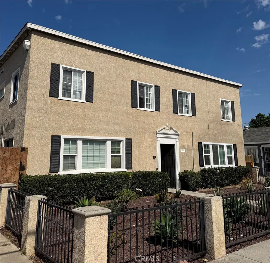 1323 Walnut Ave, Long Beach, CA 90813 - #1